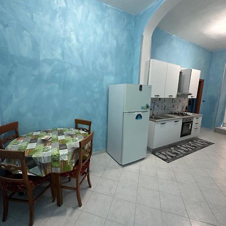 Holiday House Clara&Vincenzo Napoli Bagian luar foto