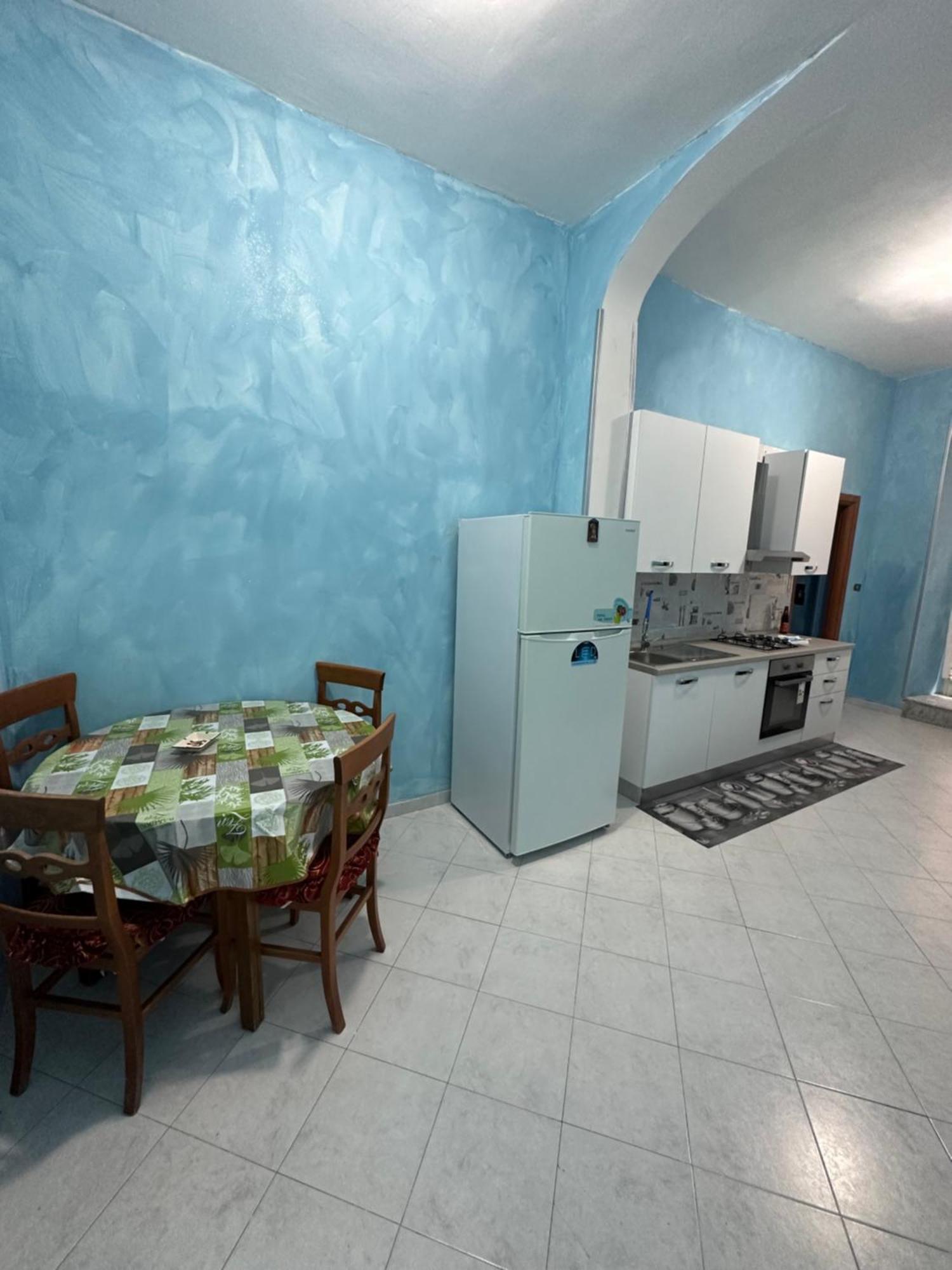 Holiday House Clara&Vincenzo Napoli Bagian luar foto